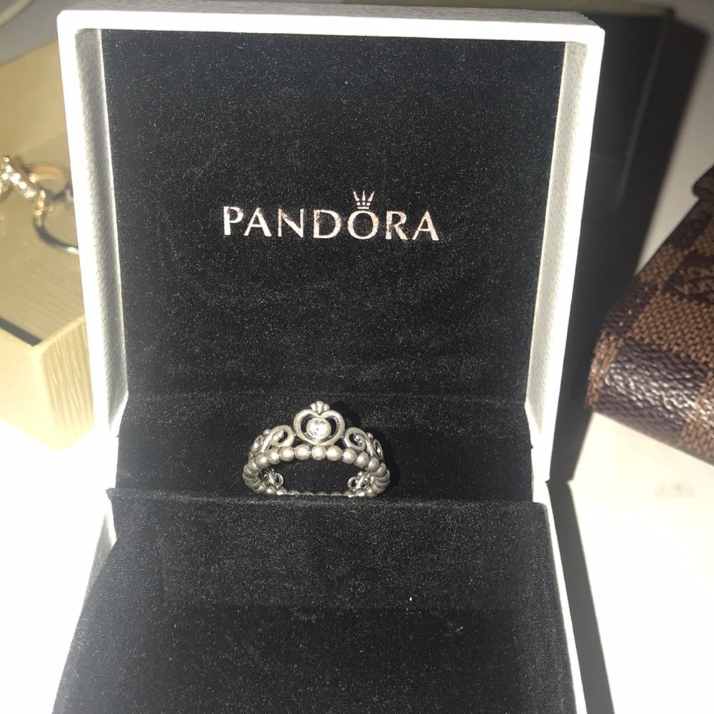 👑 pandora princess ring 👑